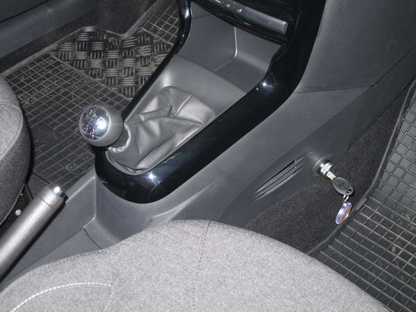 citroen c3 ii 2015 07 tol 5 seb r hatul segedrud jobb oldalon