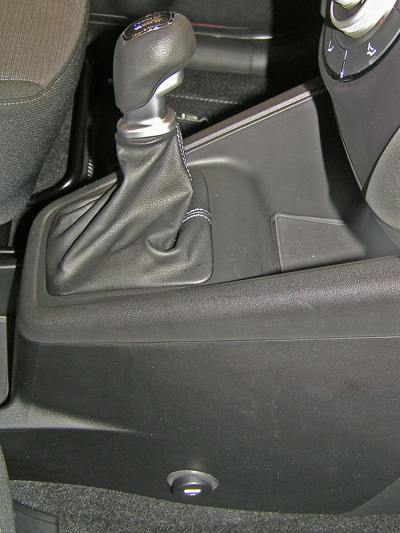 Hyundai ix20 manualis