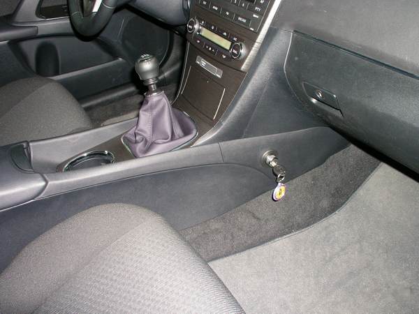 toyota avensis 6seb 2009