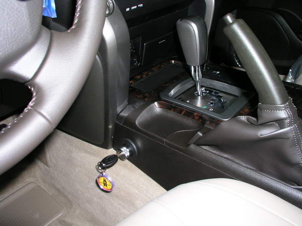toyota landcruiser v8aut