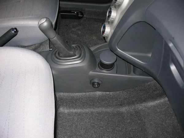 toyota yaris 2006