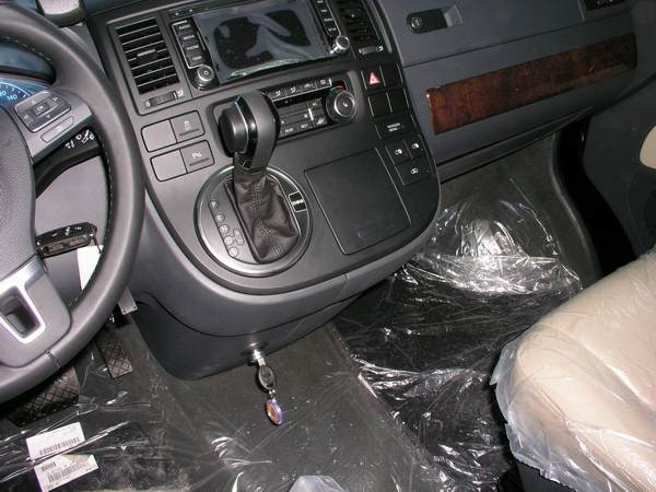 Volkswagen t5 multivan aut 2010