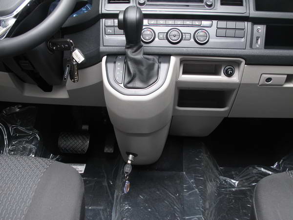 Volkswagen t6 transporter aut dsg